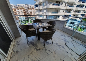 Apartment 2+1 on the first coastline in Tosmura