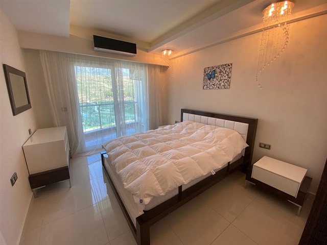 Four-room apartments in Mahmutlar