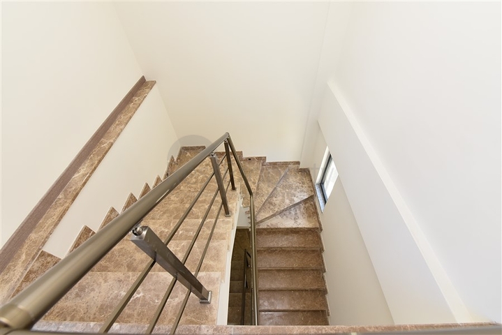 3+1 villa in the green area of Kargicak