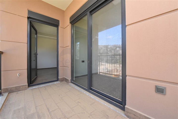 3+1 villa in the green area of Kargicak