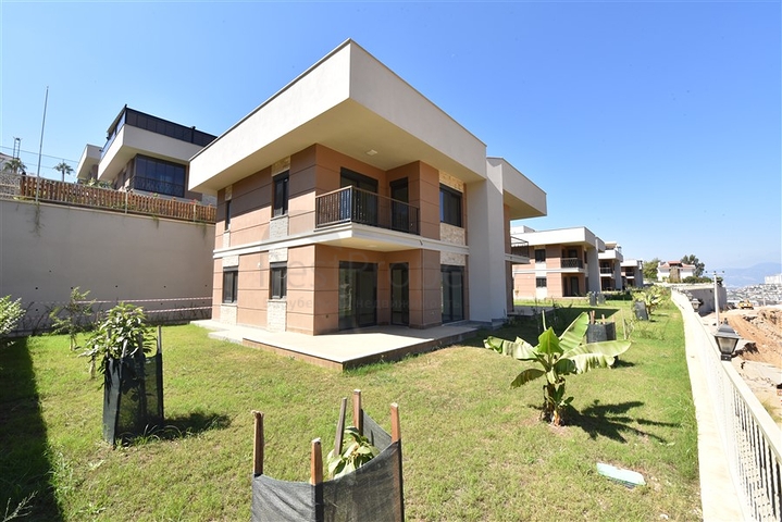 3+1 villa in Kargicak area