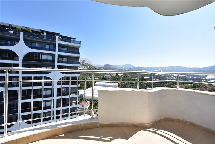 High floor - 2 bedroom apt - in Mahmutlar / Alanya 
