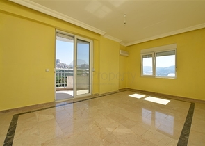 High floor - 2 bedroom apt - in Mahmutlar / Alanya 