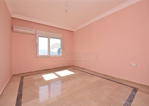 High floor - 2 bedroom apt - in Mahmutlar / Alanya 