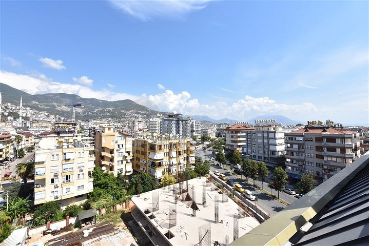 Luxury 2+1 penthouse on Cleopatra