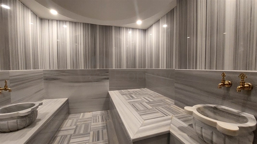 Luxury 2+1 penthouse on Cleopatra