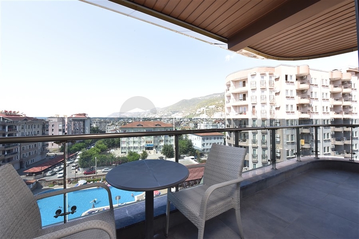 Luxury 2+1 penthouse on Cleopatra