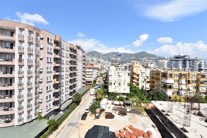 Luxury 2+1 penthouse on Cleopatra