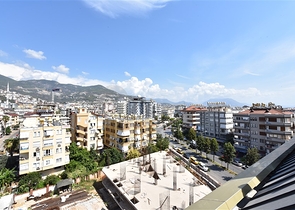 Luxury 2+1 penthouse on Cleopatra