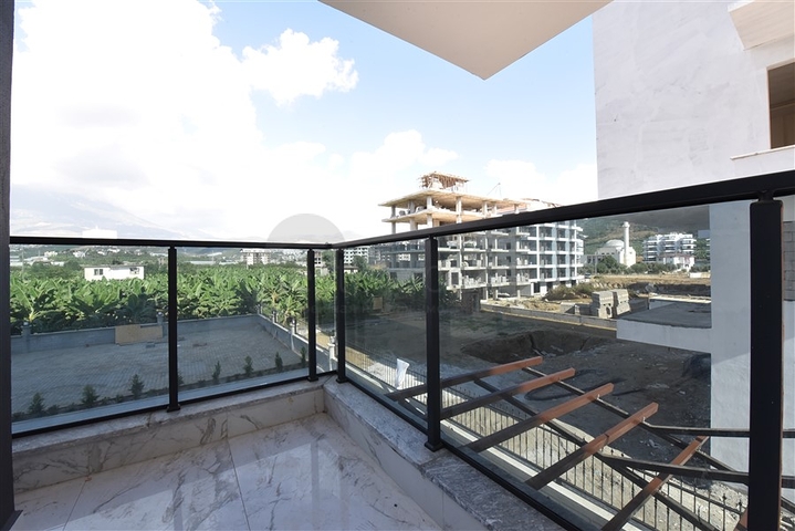 Commercial premises with access to the central street of Kargicak district 