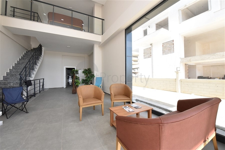 Commercial premises with access to the central street of Kargicak district 