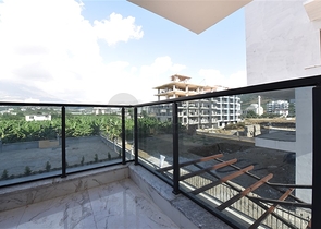 Commercial premises with access to the central street of Kargicak district 