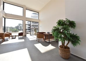 Commercial premises with access to the central street of Kargicak district 