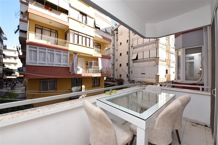 2+1 apartment in the center of Alanya, 50m from the sea for obtaining Turkish citizenship