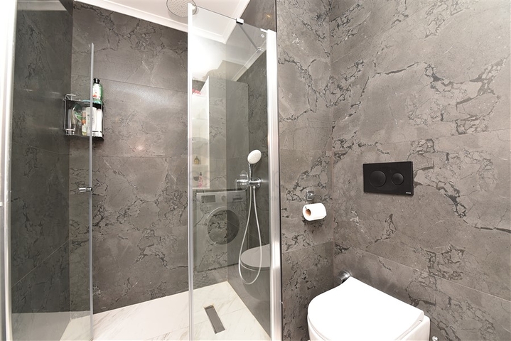 1+1 apartment with sea view in a new complex