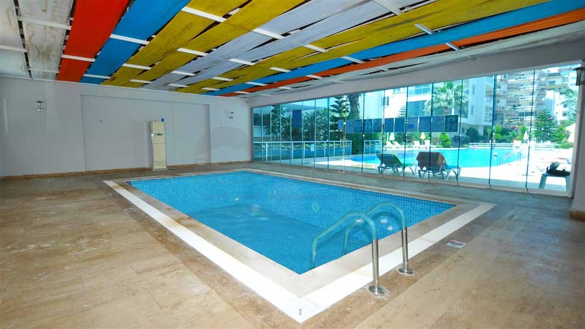 2+1 apartment with separate kitchen 125 m from the sea in Mahmutlar district