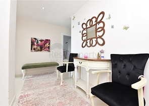 2+1 apartment with separate kitchen 125 m from the sea in Mahmutlar district