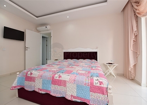 2+1 apartment with separate kitchen 125 m from the sea in Mahmutlar district