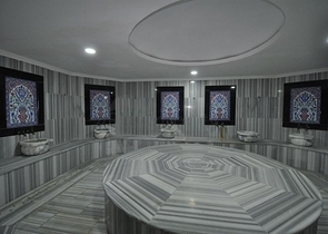 2+1 apartment with separate kitchen 125 m from the sea in Mahmutlar district