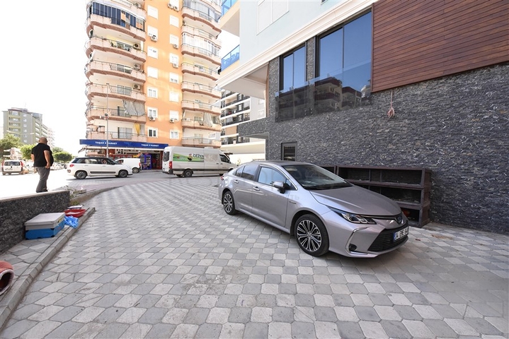 Commercial premises in the center of Mahmutlar