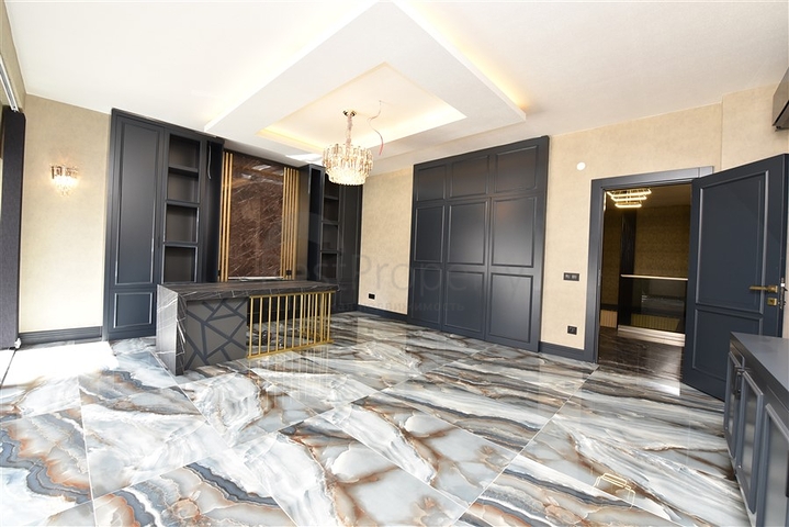 Commercial premises in the center of Mahmutlar