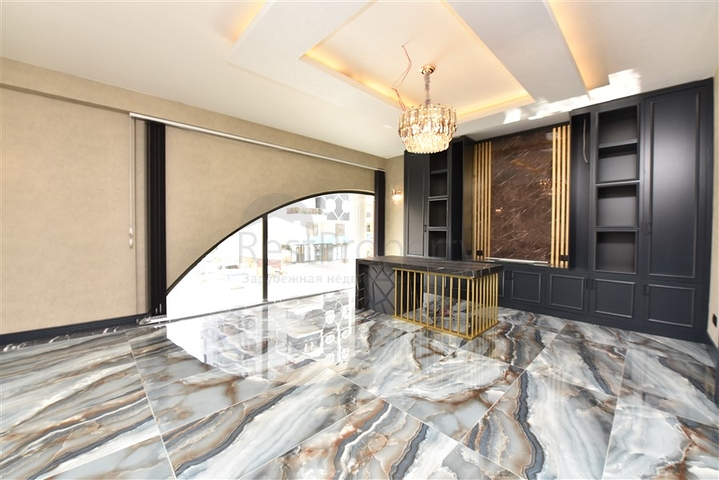 Commercial premises in the center of Mahmutlar