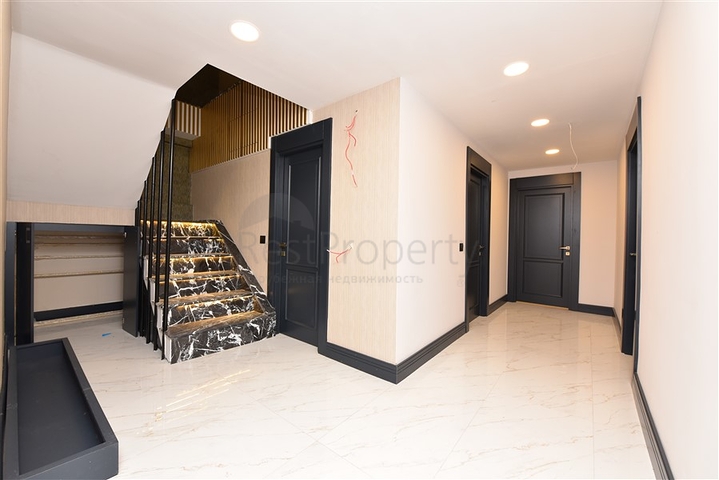 Commercial premises in the center of Mahmutlar