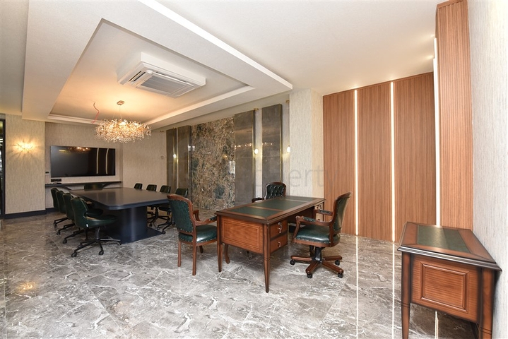 Commercial premises in the center of Mahmutlar