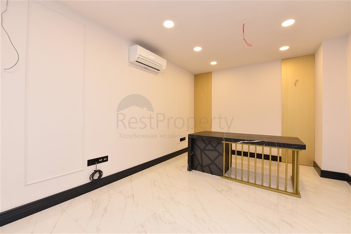 Commercial premises in the center of Mahmutlar