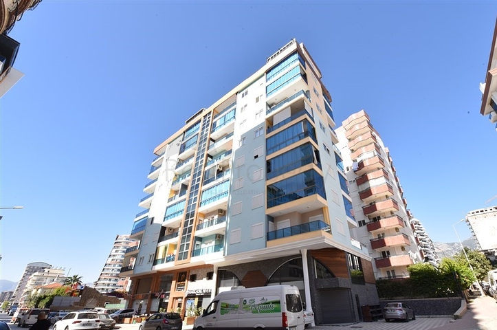 Commercial premises in the center of Mahmutlar