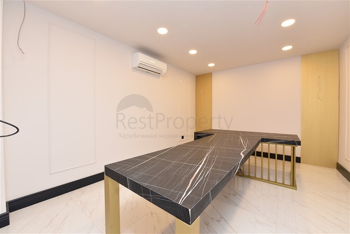 Commercial premises in the center of Mahmutlar