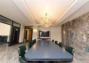 Commercial premises in the center of Mahmutlar