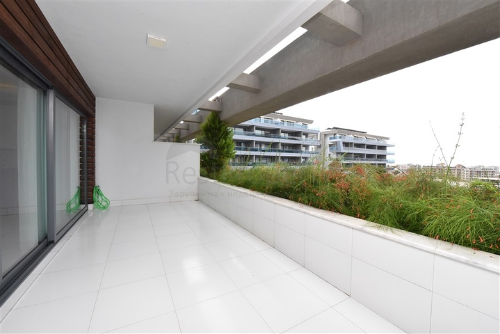 Garden duplex in one of the best complexes in Kargicak district