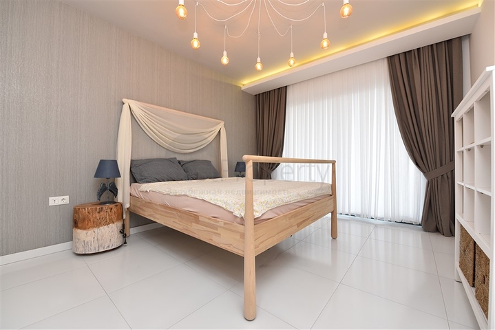 Garden duplex in one of the best complexes in Kargicak district