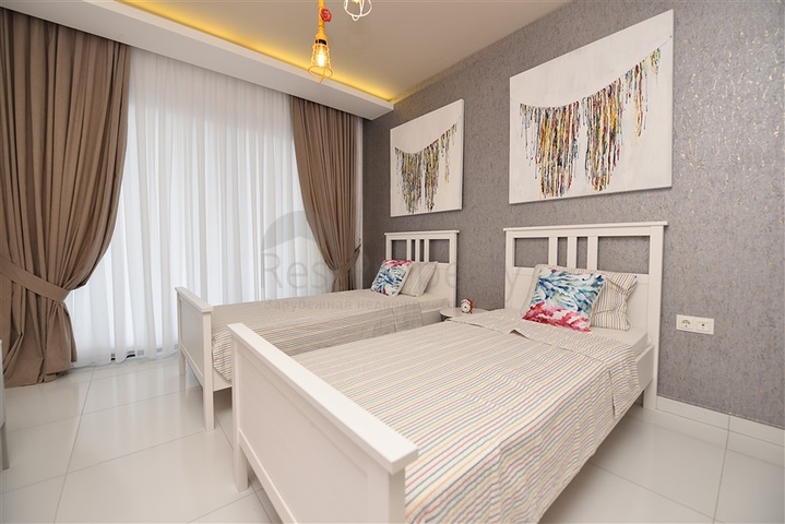 Garden duplex in one of the best complexes in Kargicak district