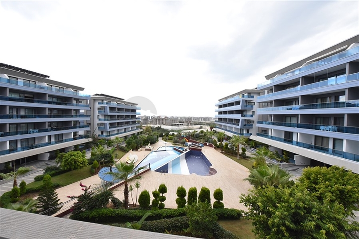 Garden duplex in one of the best complexes in Kargicak district