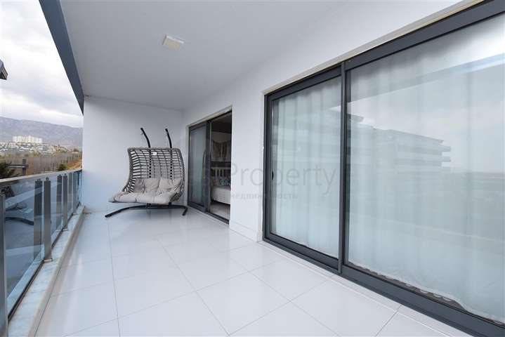 Garden duplex in one of the best complexes in Kargicak district