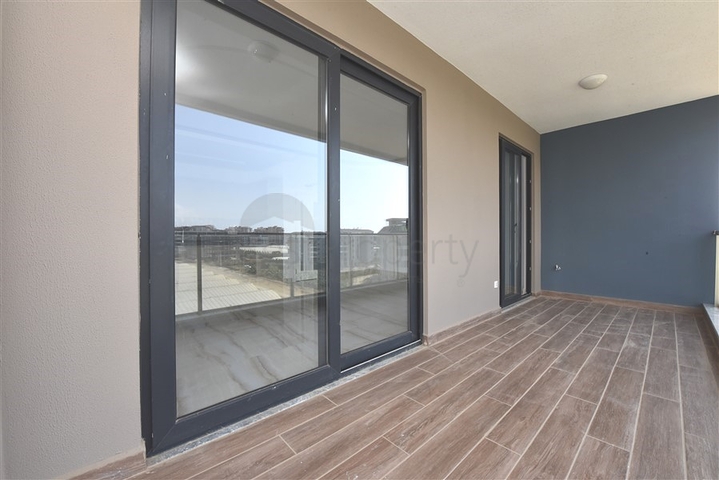 Spacious five-room penthouse