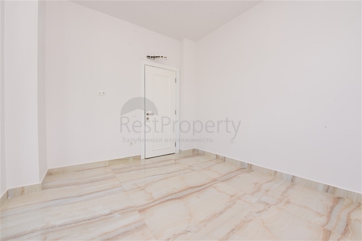 Spacious five-room penthouse