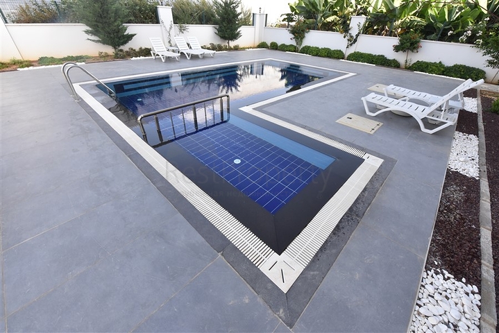 Spacious five-room penthouse