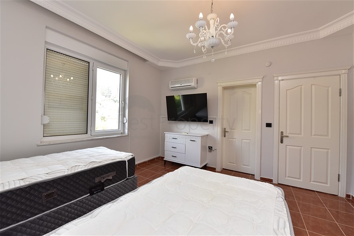 Villa with sea view in Kargicak area