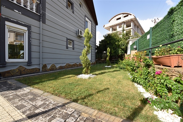 Villa with sea view in Kargicak area