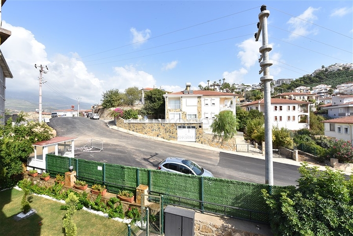 Villa with sea view in Kargicak area