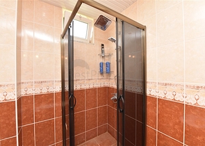 Villa with sea view in Kargicak area