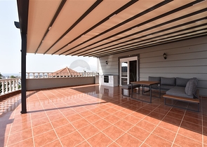 Villa with sea view in Kargicak area