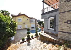 Villa with sea view in Kargicak area