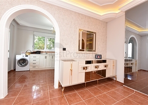 Villa with sea view in Kargicak area