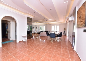 Villa with sea view in Kargicak area