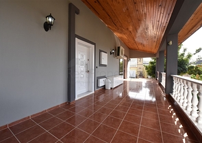 Villa with sea view in Kargicak area