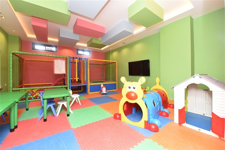 2+1 apartments in an elite residential complex in Mahmutlar